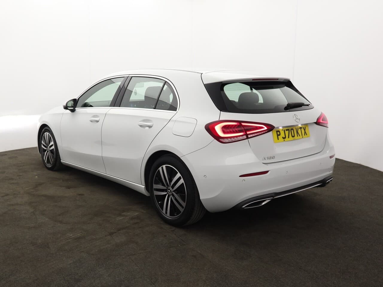 Mercedes-Benz A Class 1.3 A180 Sport (Executive) — image 8