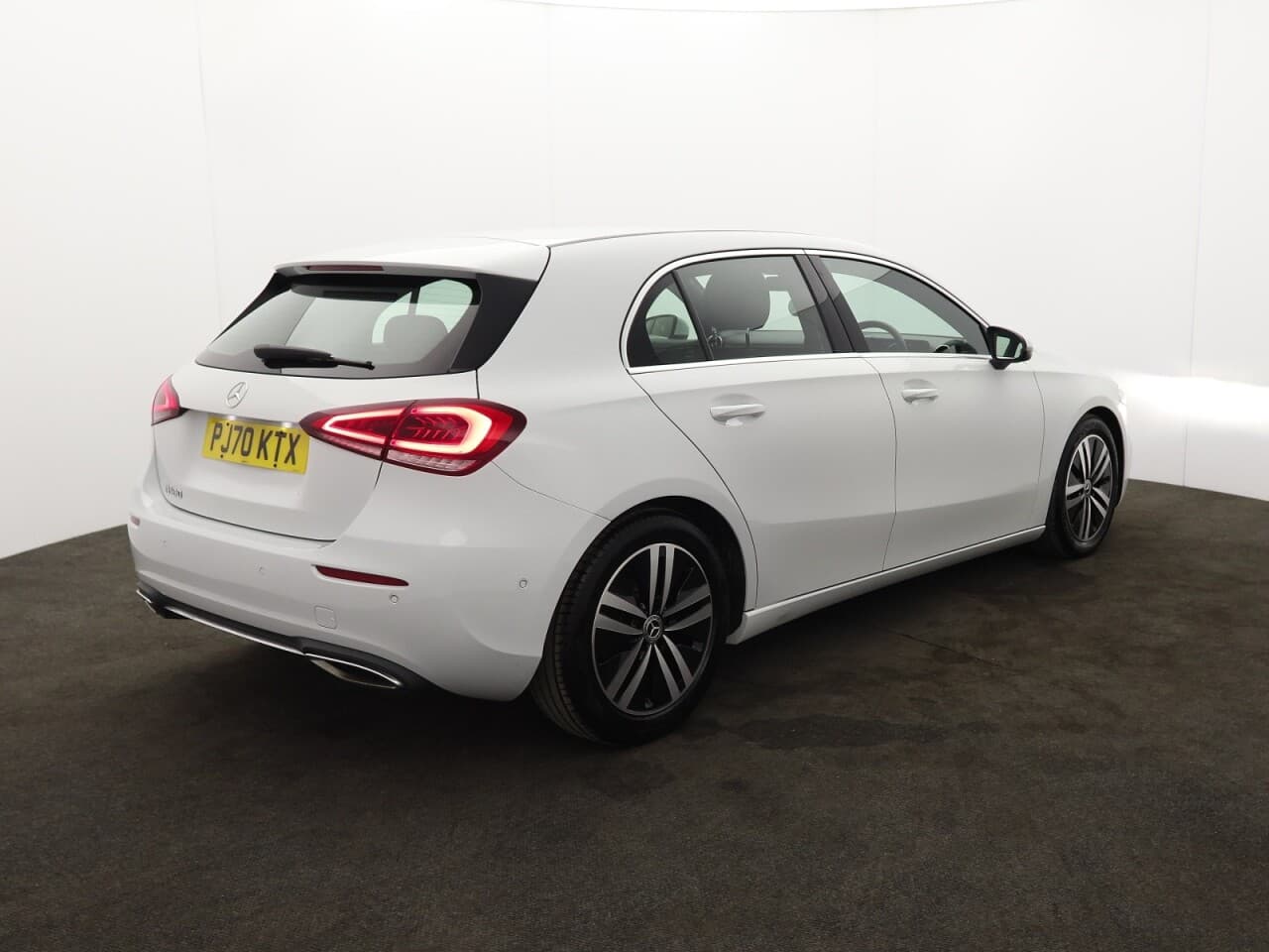 Mercedes-Benz A Class 1.3 A180 Sport (Executive) — image 10