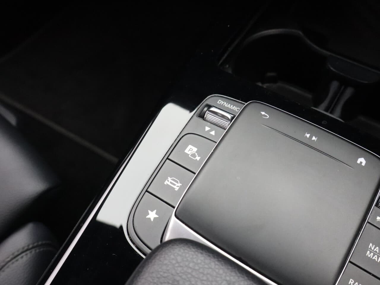 Mercedes-Benz A Class 1.3 A180 Sport (Executive) — image 24