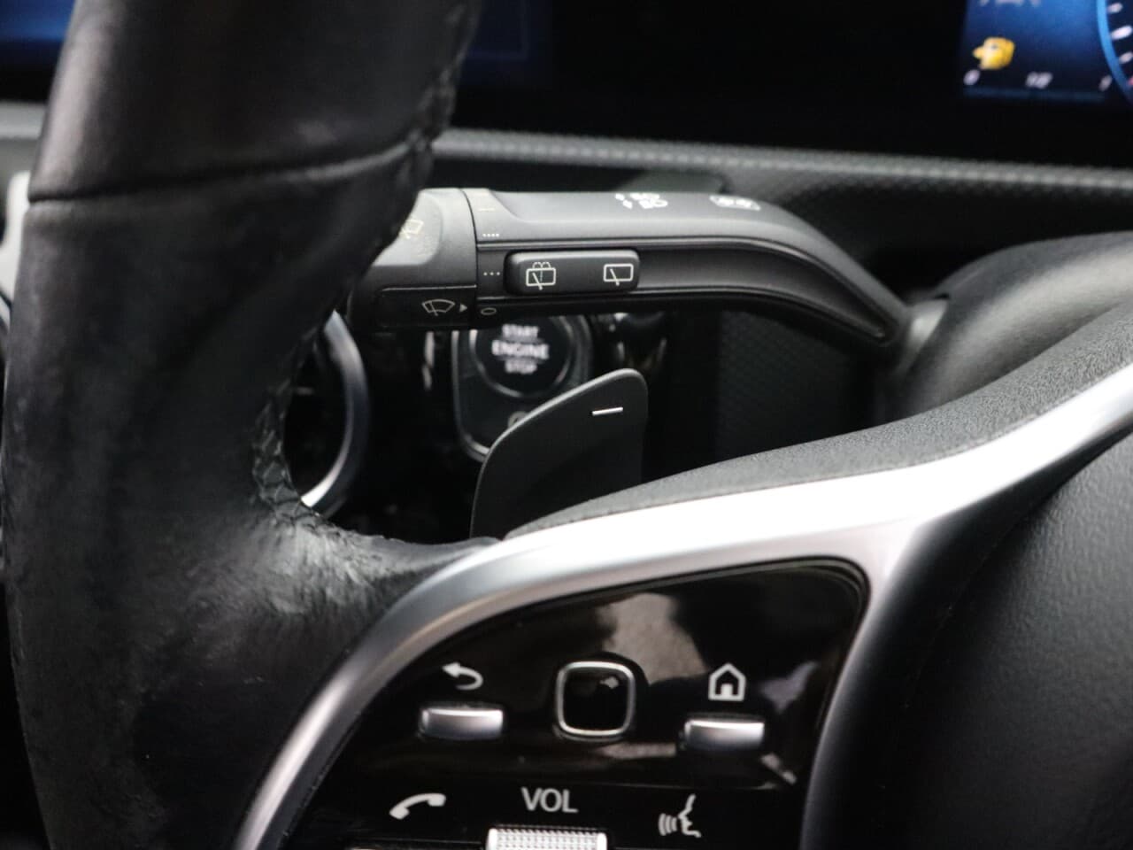Mercedes-Benz A Class 1.3 A180 Sport (Executive) — image 38