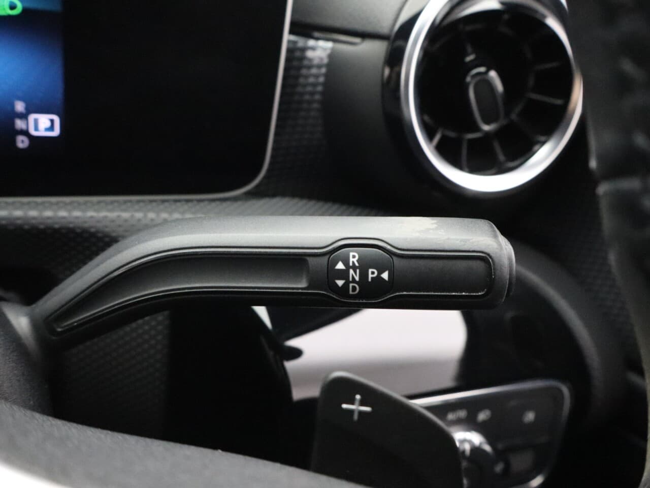 Mercedes-Benz A Class 1.3 A180 Sport (Executive) — image 40