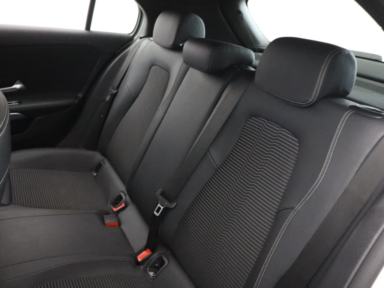 Mercedes-Benz A Class 1.3 A180 Sport (Executive) — image 45