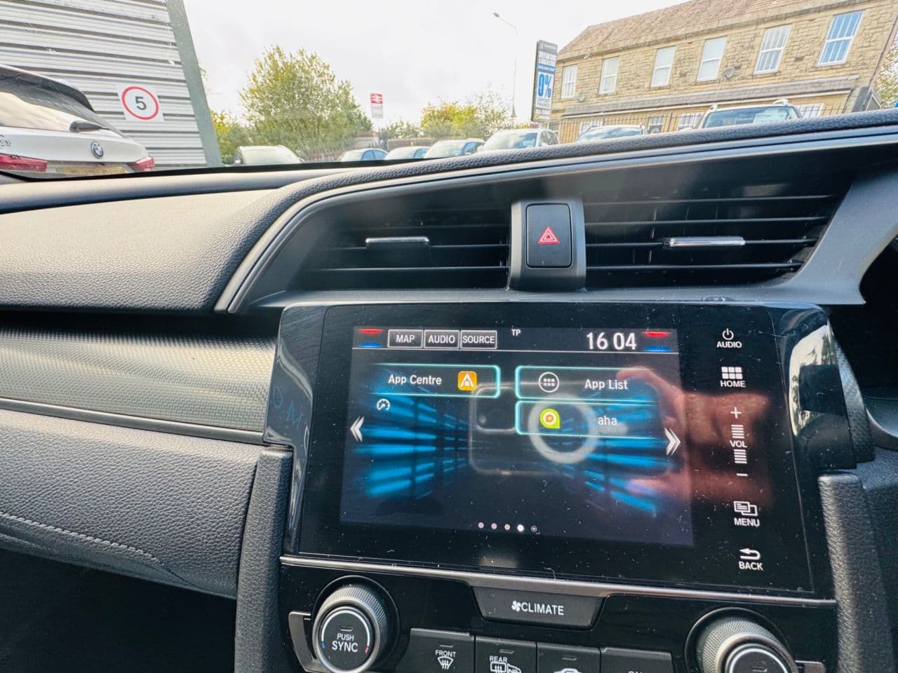 Honda Civic 1.6 i-DTEC SR — image 28