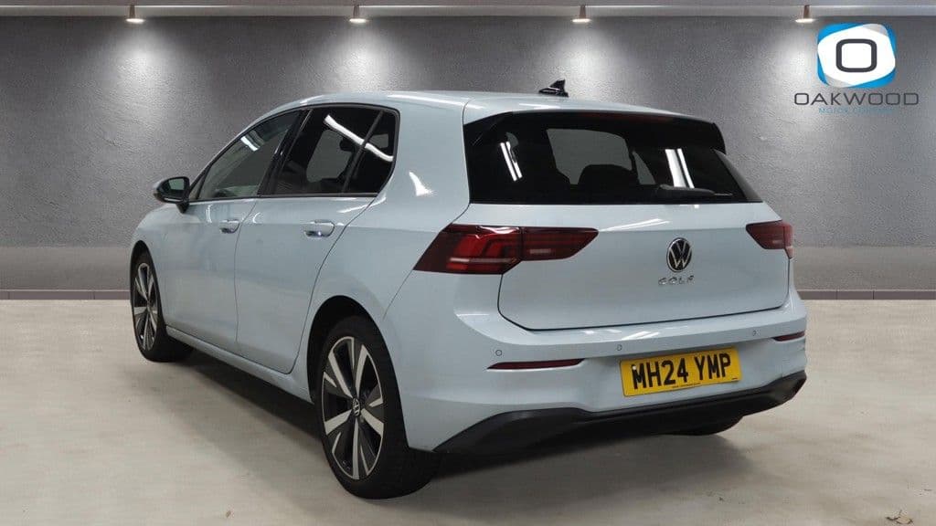 Volkswagen Golf 1.5 TSI Match — image 3