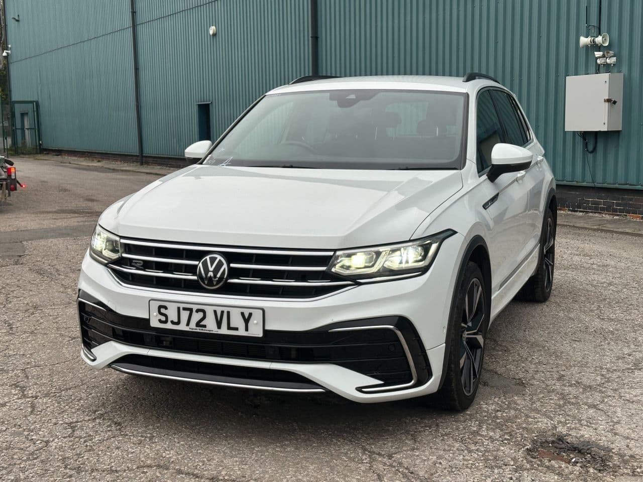 Volkswagen Tiguan 1.5 TSI R-Line — image 2