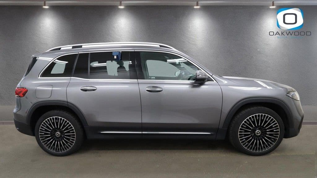 Mercedes-Benz Eqb EQB 350 66.5kWh AMG Line (Premium Plus) — image 5