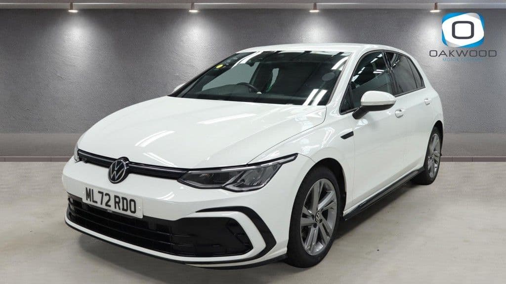 Volkswagen Golf 1.5 TSI R-Line — image 2