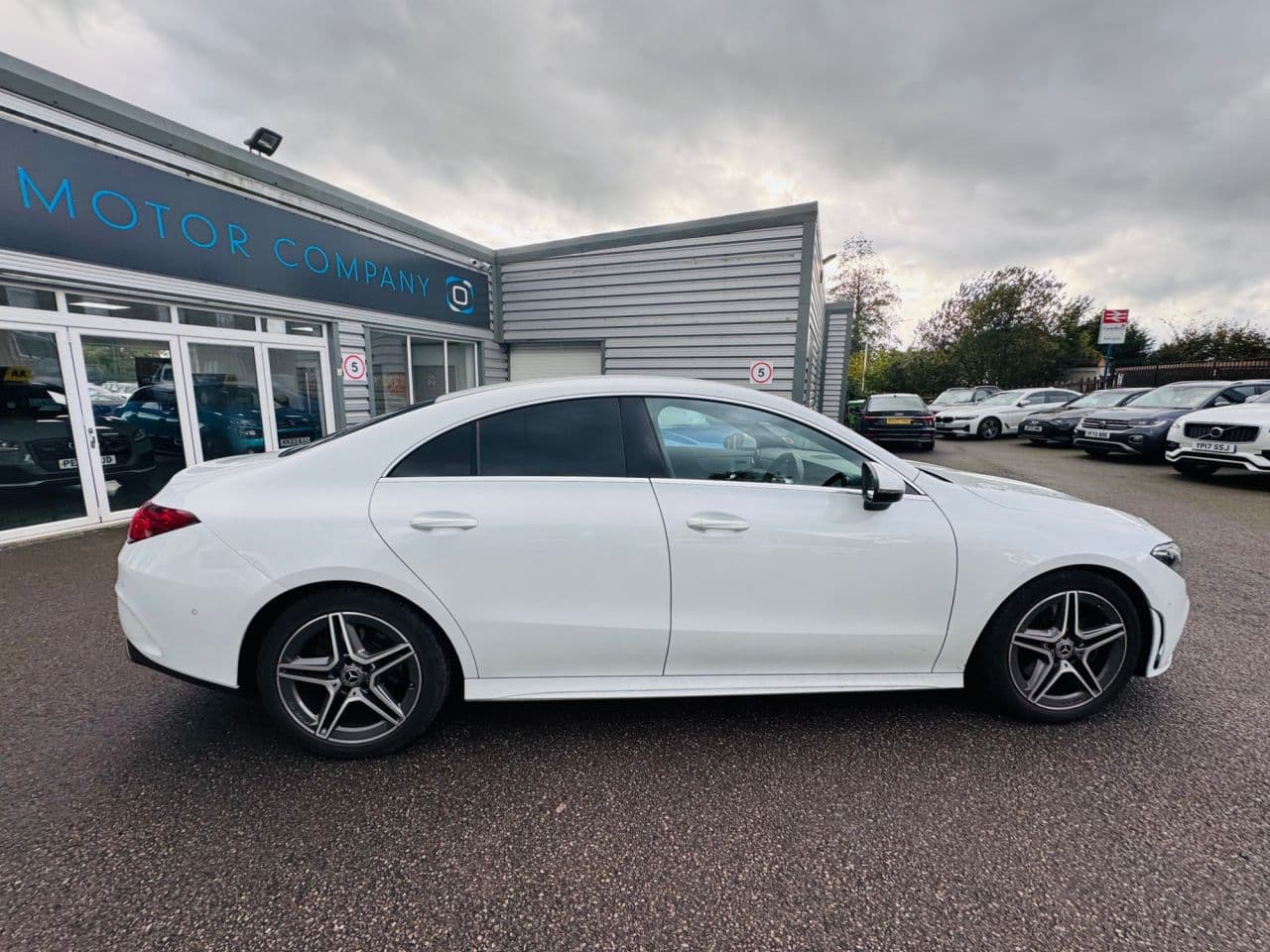 Mercedes-Benz Cla 1.3 CLA200 AMG Line — image 2