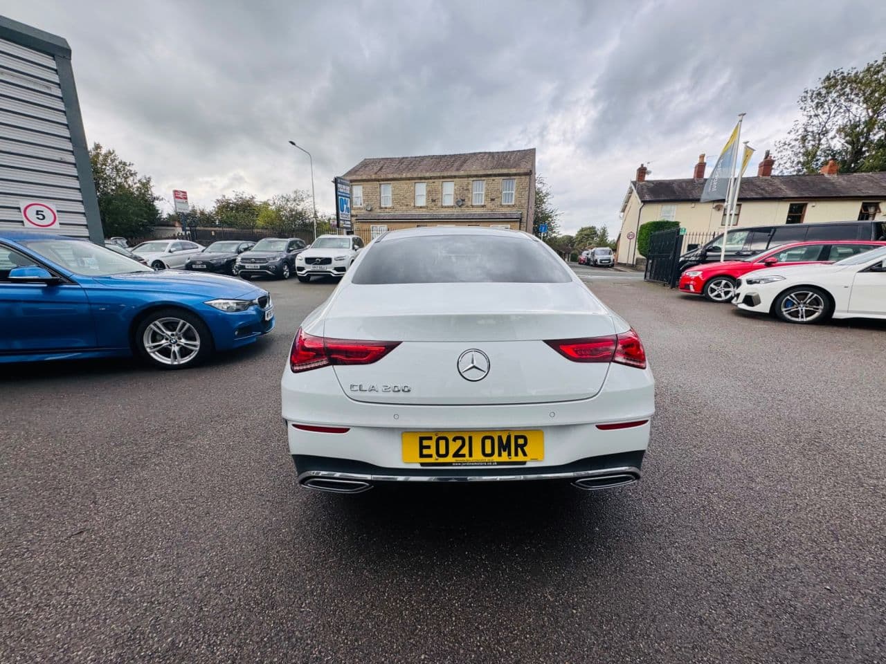 Mercedes-Benz Cla 1.3 CLA200 AMG Line — image 4