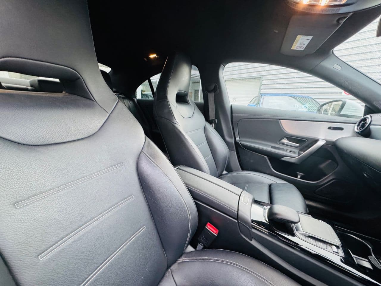 Mercedes-Benz Cla 1.3 CLA200 AMG Line — image 11