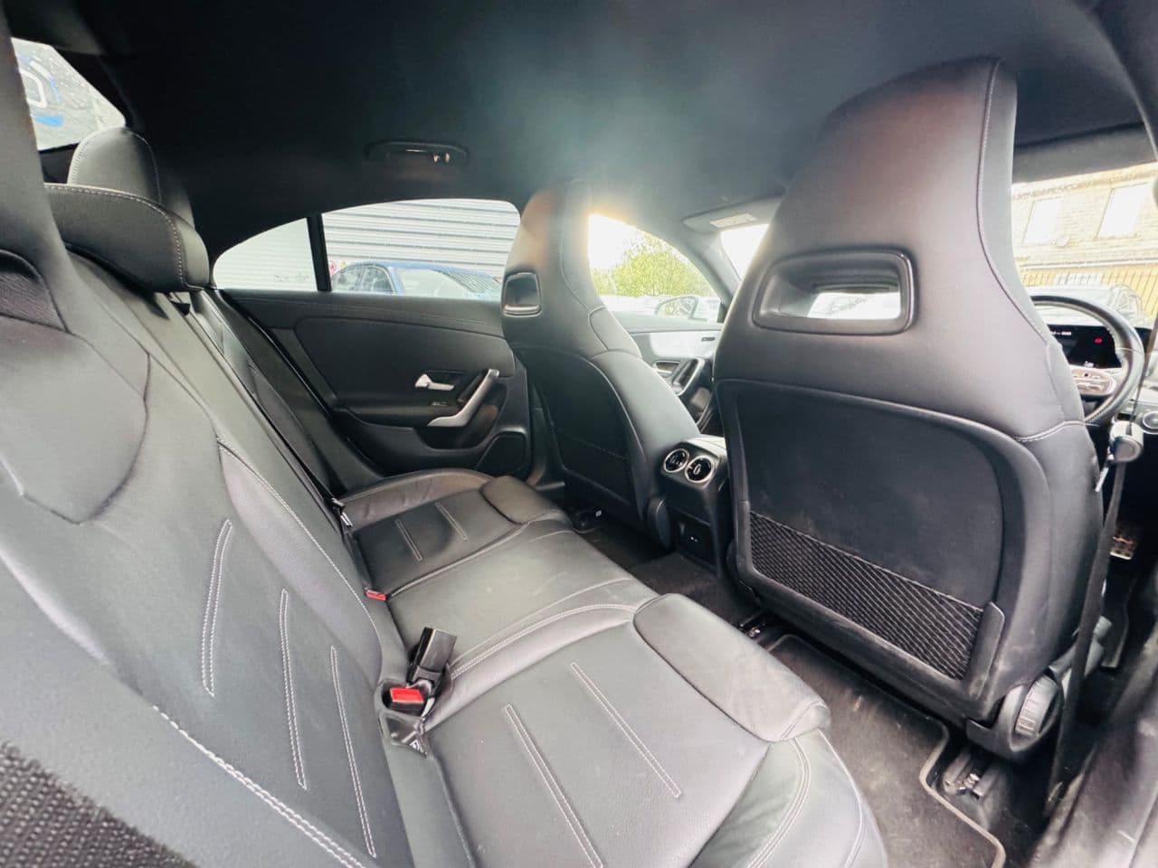 Mercedes-Benz Cla 1.3 CLA200 AMG Line — image 19