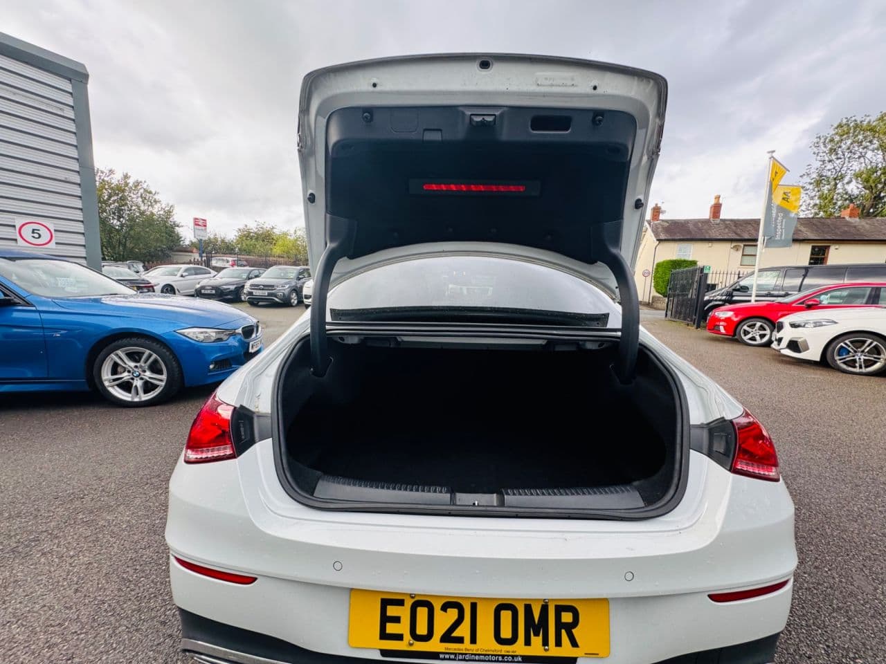 Mercedes-Benz Cla 1.3 CLA200 AMG Line — image 21