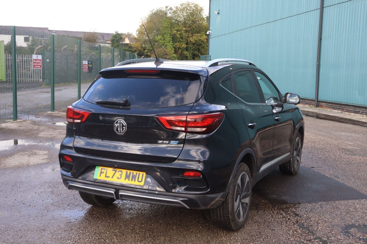 MG MG Zs 72.6kWh Trophy Connect Long Range — image 3