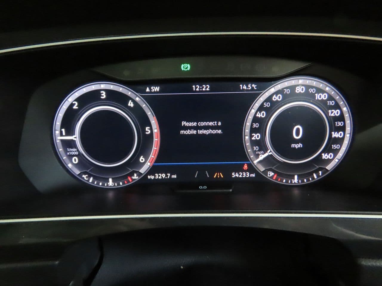 Volkswagen Tiguan 2.0 TDI R-Line — image 11