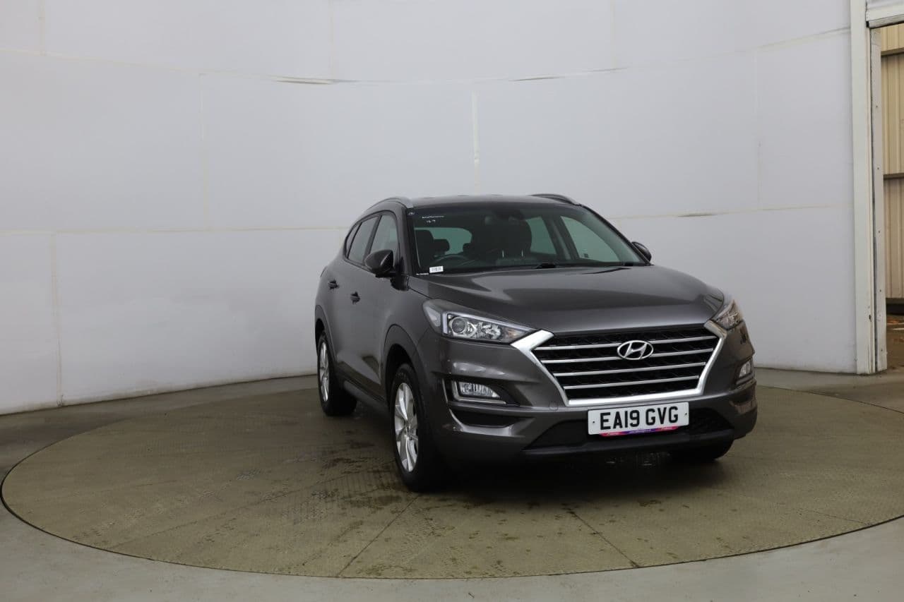 Hyundai Tucson 1.6 GDi SE Nav view 1