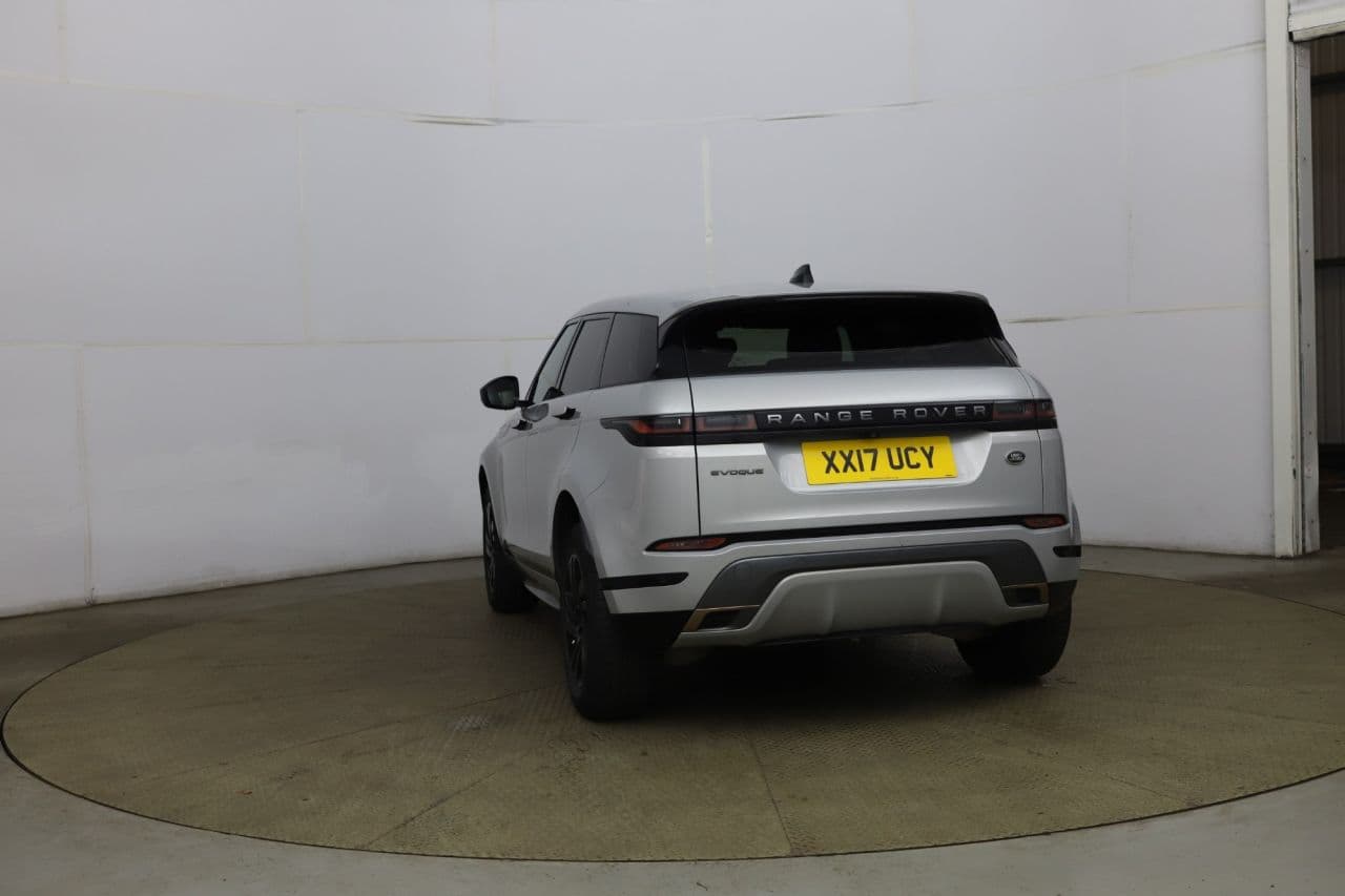 Land Rover Range Rover Evoque 2.0 P200 MHEV R-Dynamic S — image 5