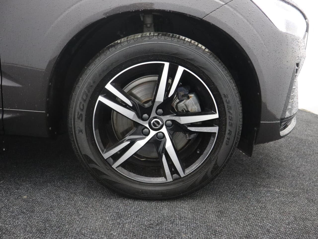 Volvo XC60 2.0 B4 MHEV R-Design — image 49