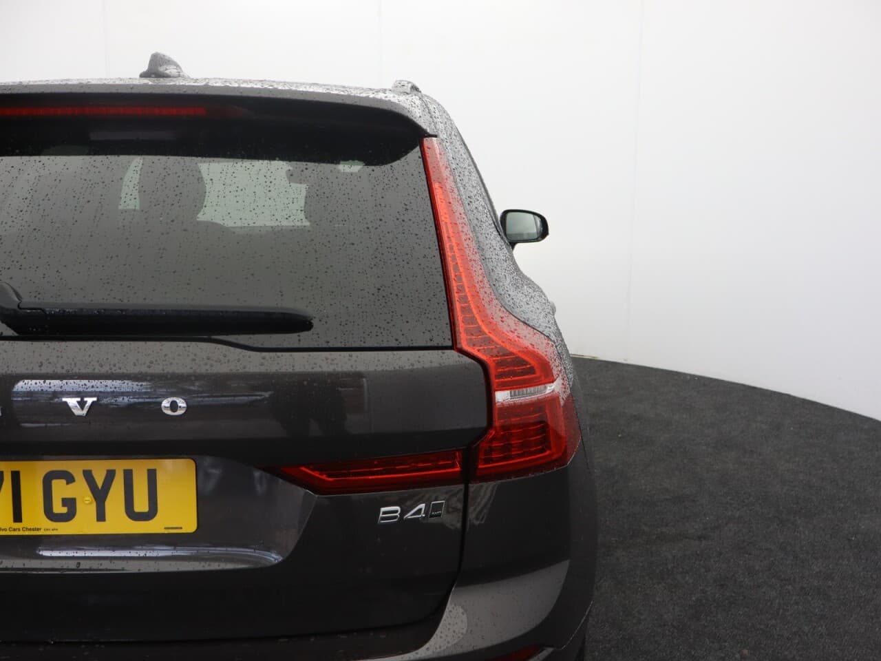 Volvo XC60 2.0 B4 MHEV R-Design — image 56