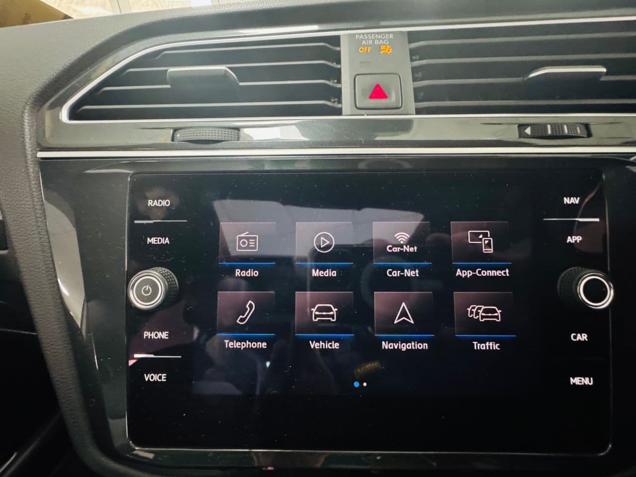 Volkswagen Tiguan 2.0 TDI R-Line Tech — image 35