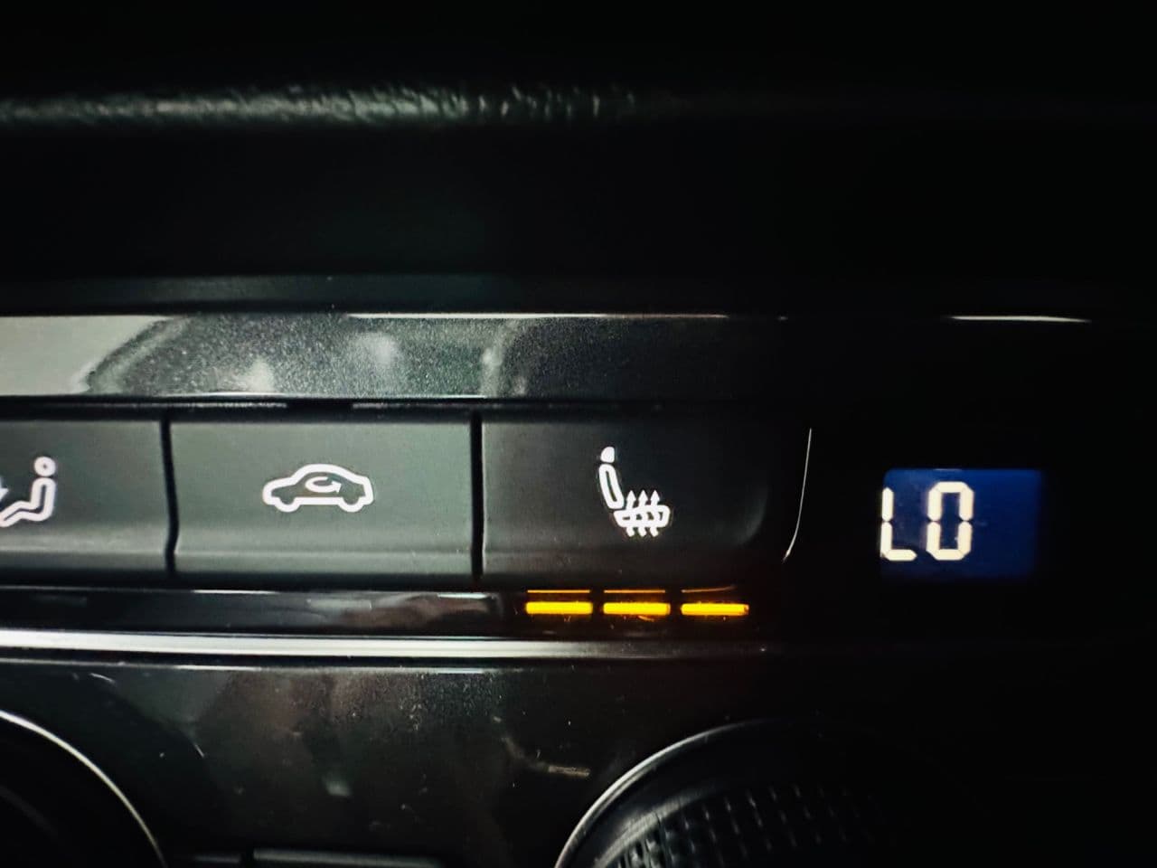 Volkswagen Tiguan 2.0 TDI R-Line Tech — image 37