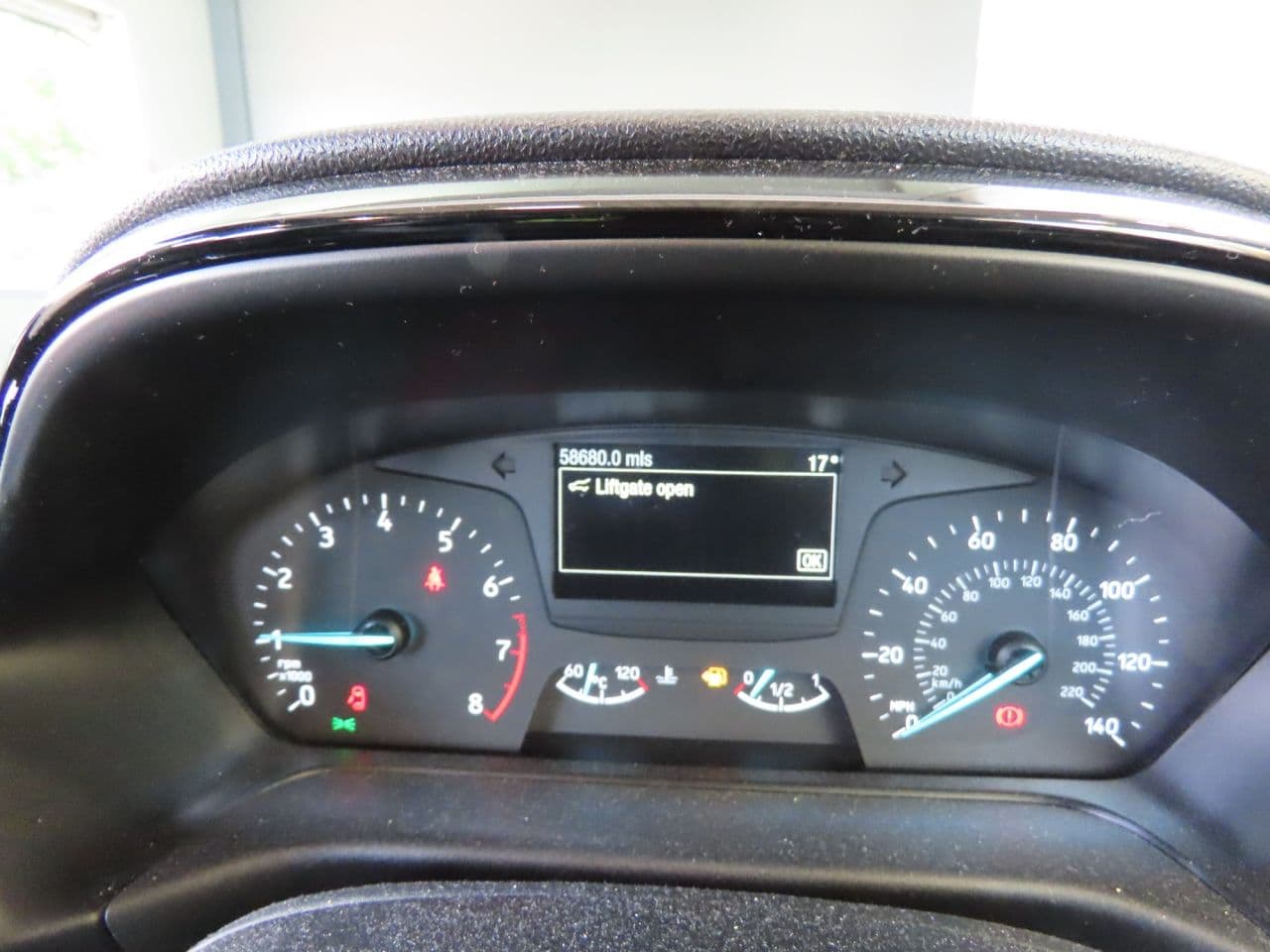 Ford Fiesta 1.0T EcoBoost GPF Zetec — image 9