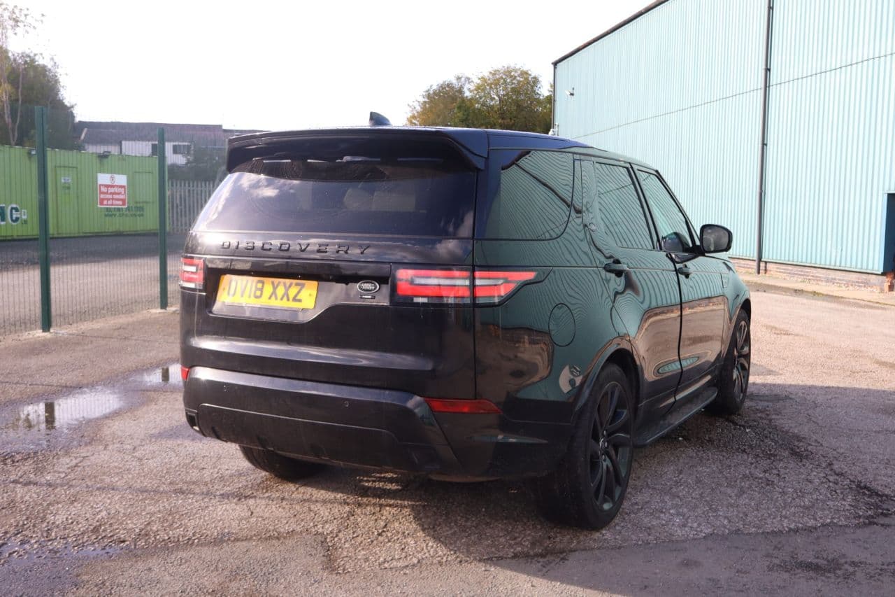 Land Rover Discovery 2.0 SD4 HSE Luxury — image 4