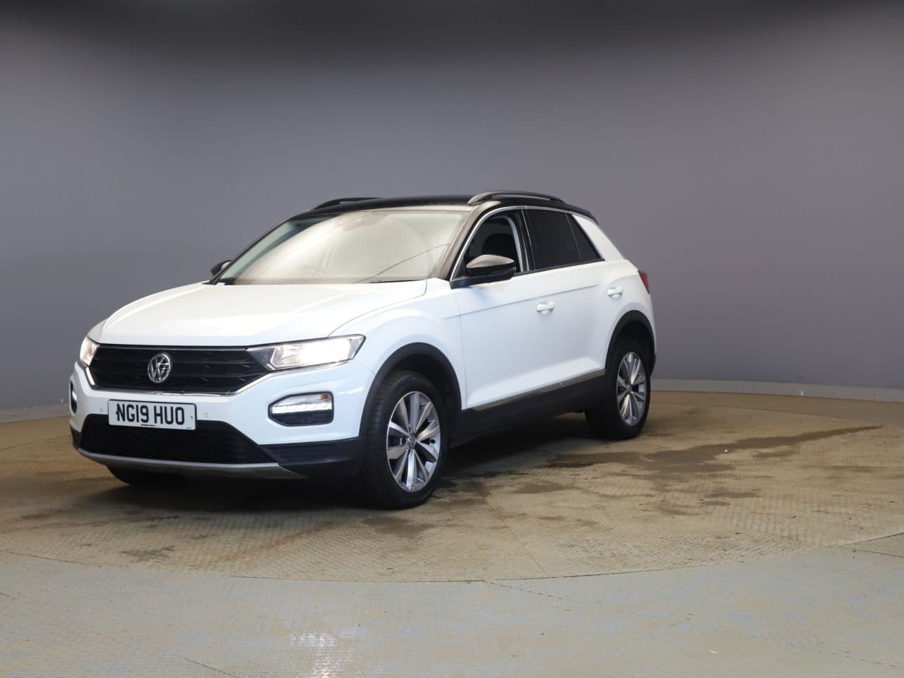 Volkswagen T-Roc 1.0 TSI GPF Design — image 3