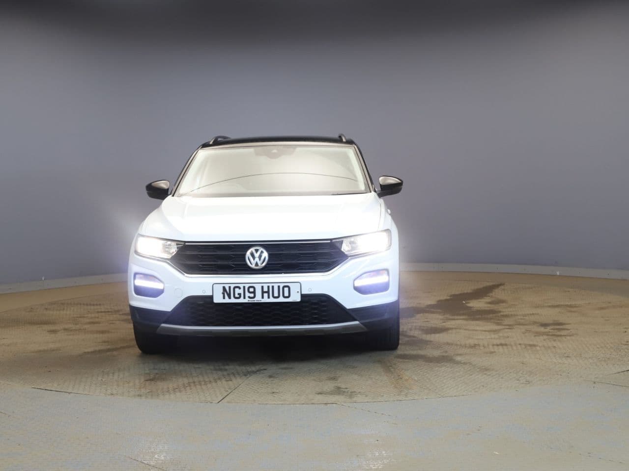 Volkswagen T-Roc 1.0 TSI GPF Design — image 2