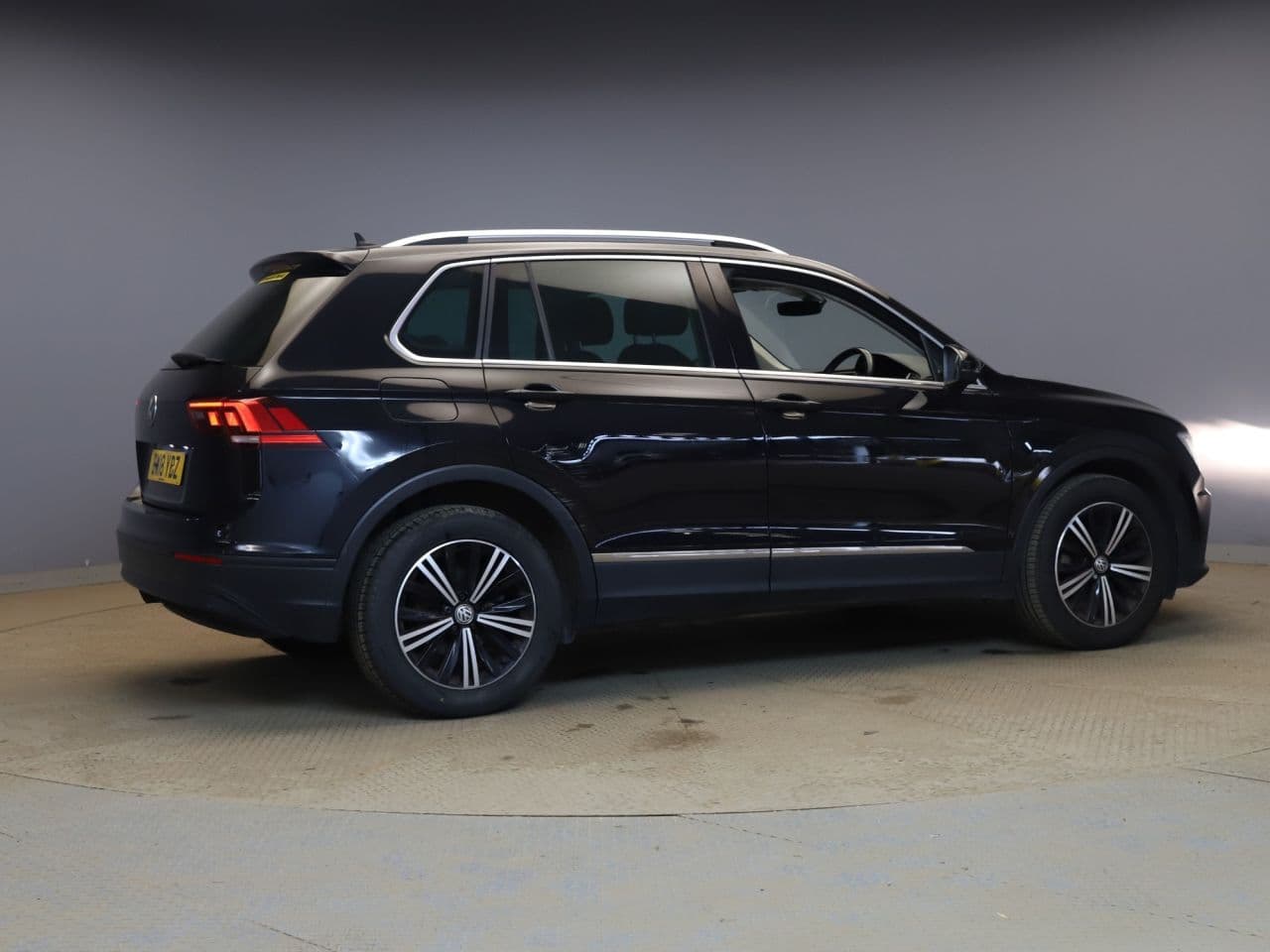 Volkswagen Tiguan 1.4 TSI SE Navigation — image 5