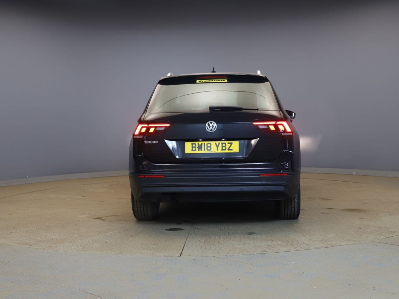 Volkswagen Tiguan 1.4 TSI SE Navigation — image 6
