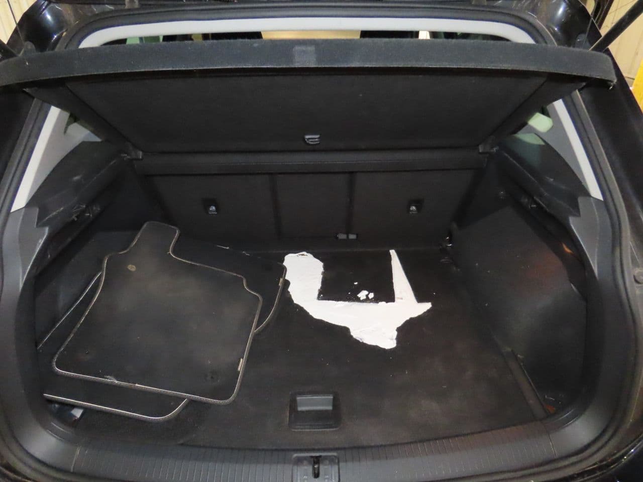 Volkswagen Tiguan 1.4 TSI SE Navigation — image 12