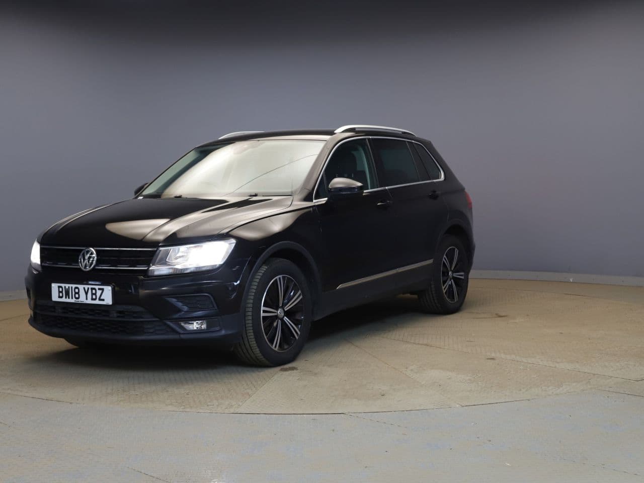 Volkswagen Tiguan 1.4 TSI SE Navigation — image 3