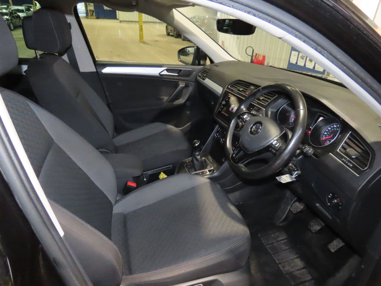 Volkswagen Tiguan 1.4 TSI SE Navigation — image 7
