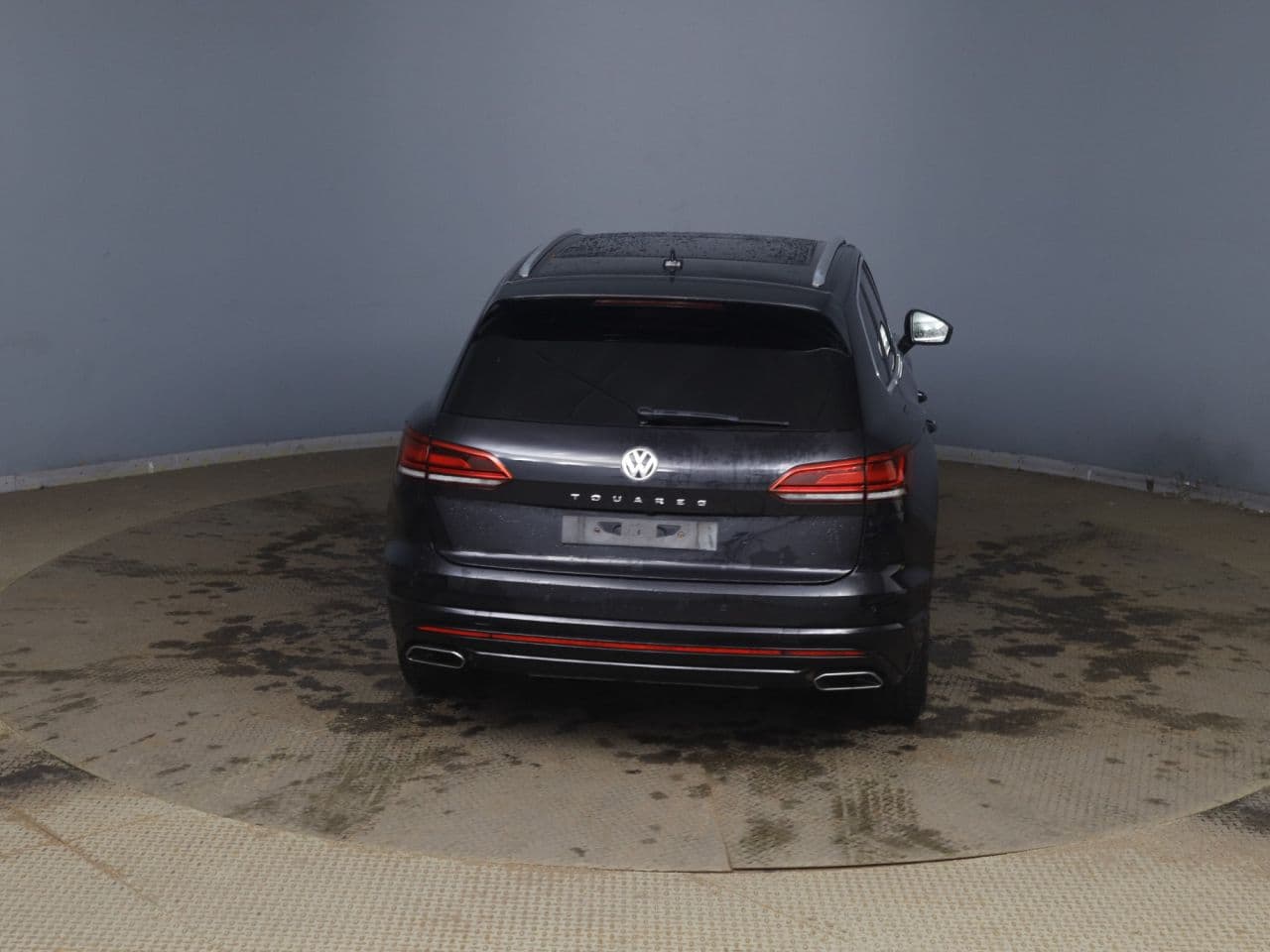 Volkswagen Touareg 3.0 TDI V6 R-Line — image 4