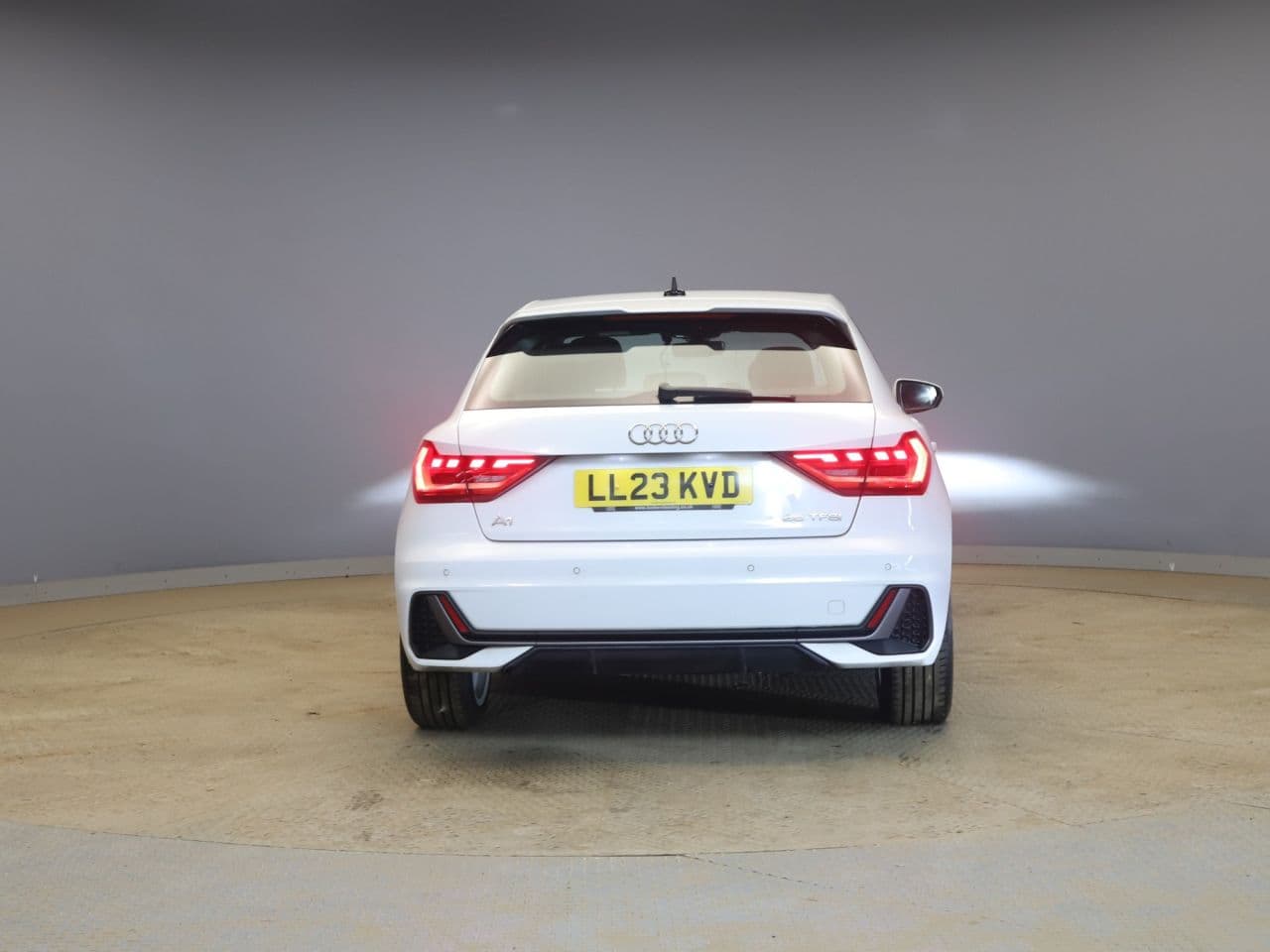 Audi A1 1.0 TFSI 25 S line Sportback — image 6
