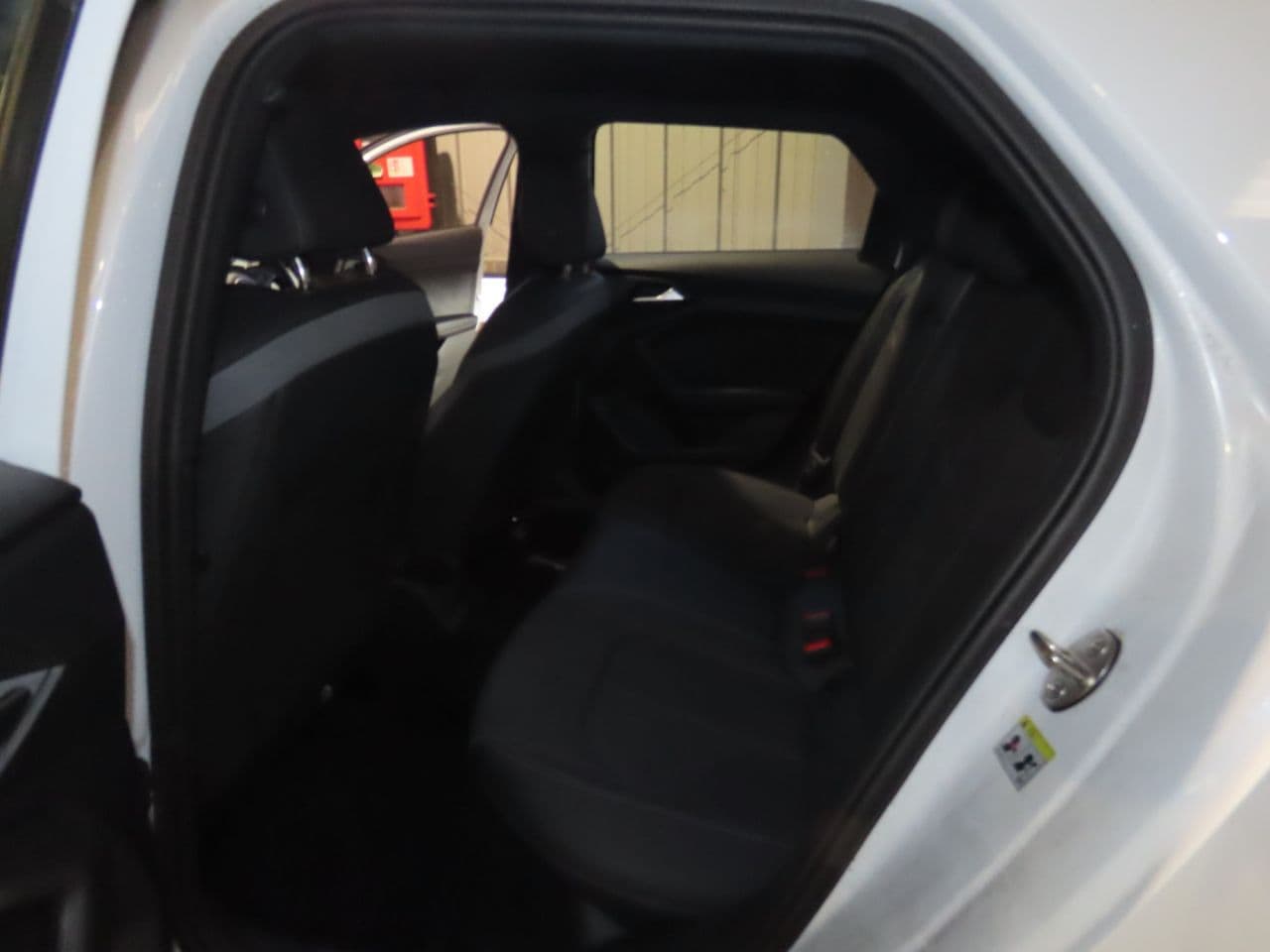 Audi A1 1.0 TFSI 25 S line Sportback — image 10