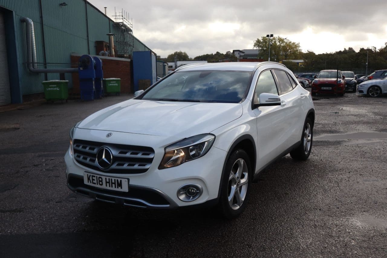 Mercedes-Benz Gla Class 1.6 GLA200 Sport — image 2