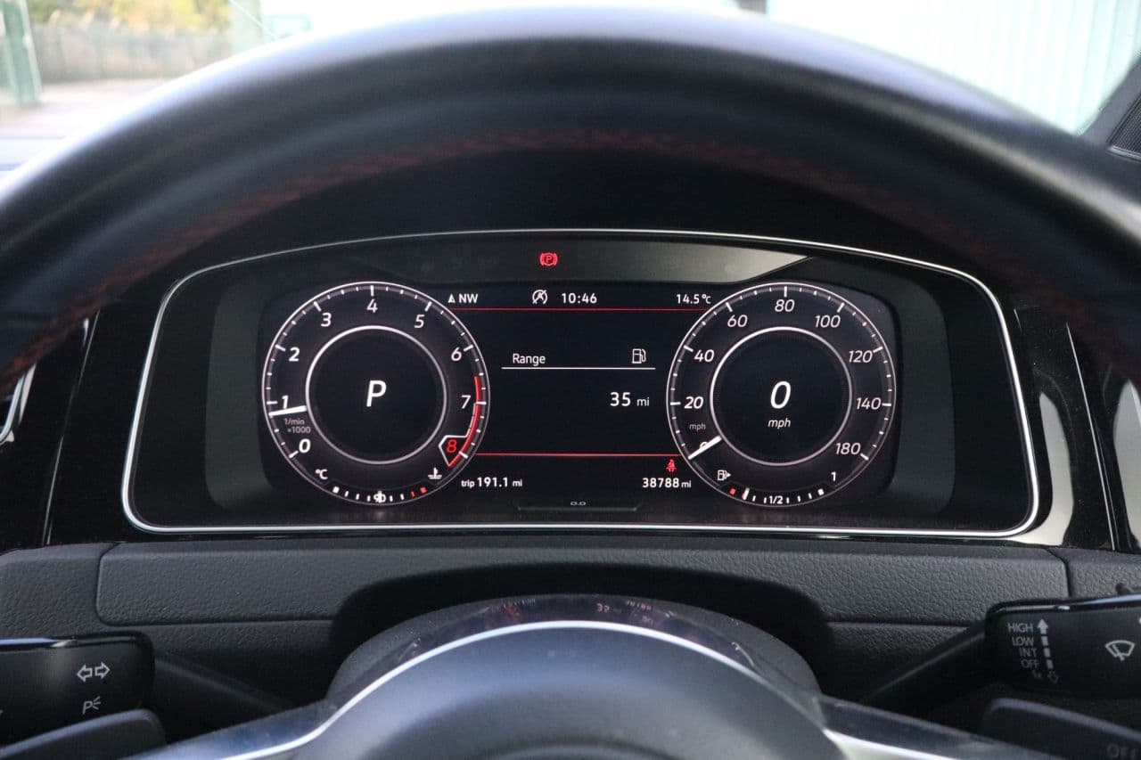 Volkswagen Golf 2.0 TSI GPF GTI Performance — image 7