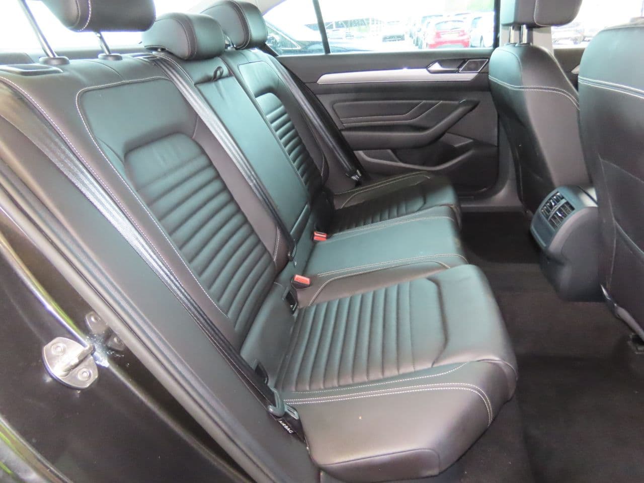 Volkswagen Passat 1.4 TSI 13kWh GTE — image 11