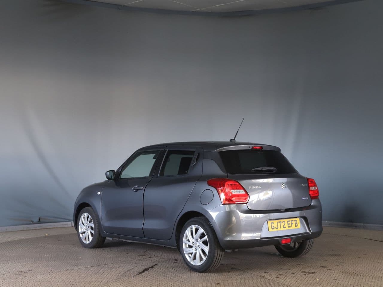 Suzuki Swift 1.2 Dualjet MHEV SZ-T — image 5
