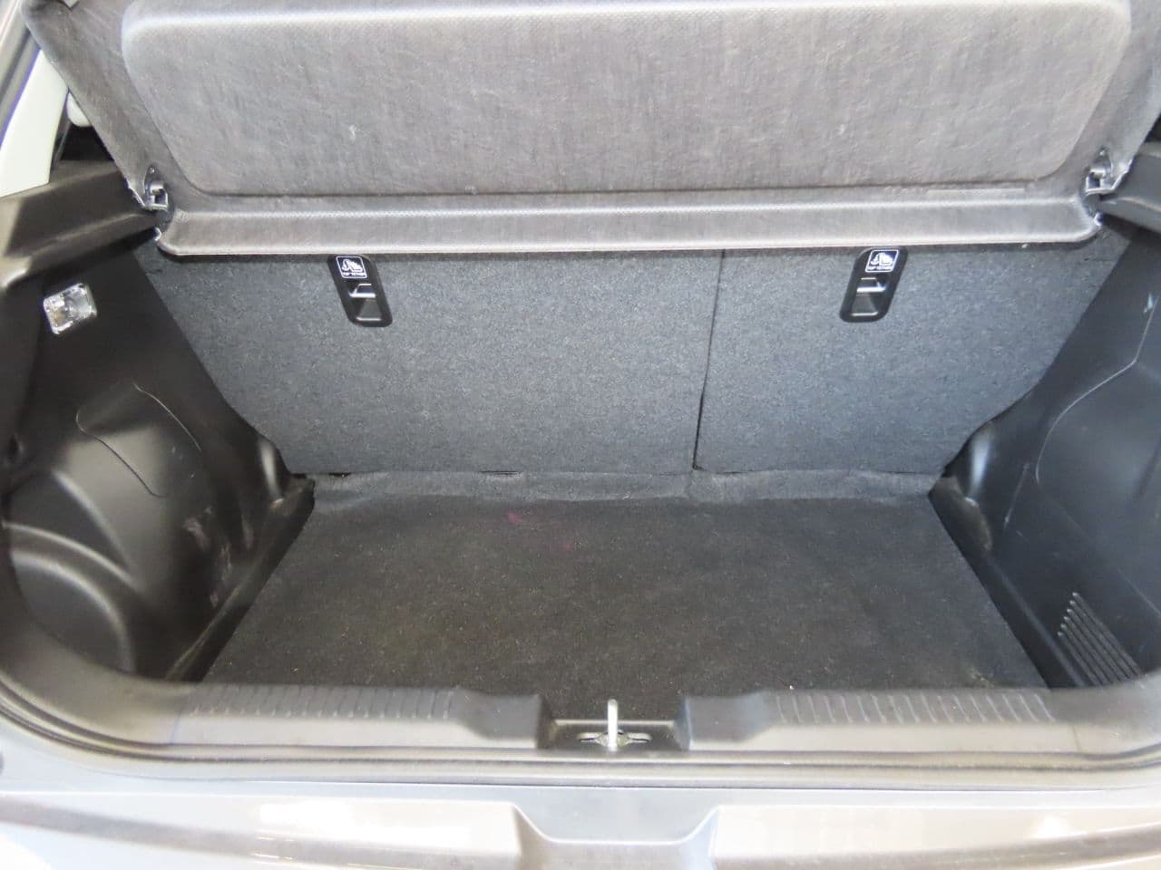 Suzuki Swift 1.2 Dualjet MHEV SZ-T — image 12