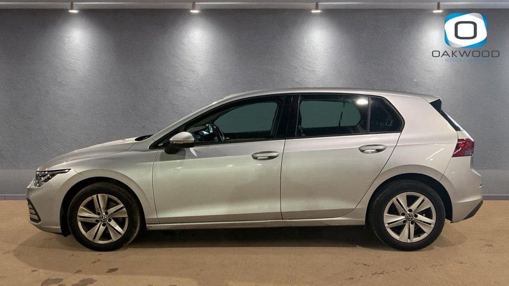 Volkswagen Golf 1.5 TSI Life — image 6