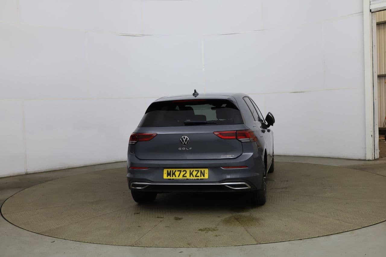 Volkswagen Golf 1.4 TSI 13kWh Style — image 4
