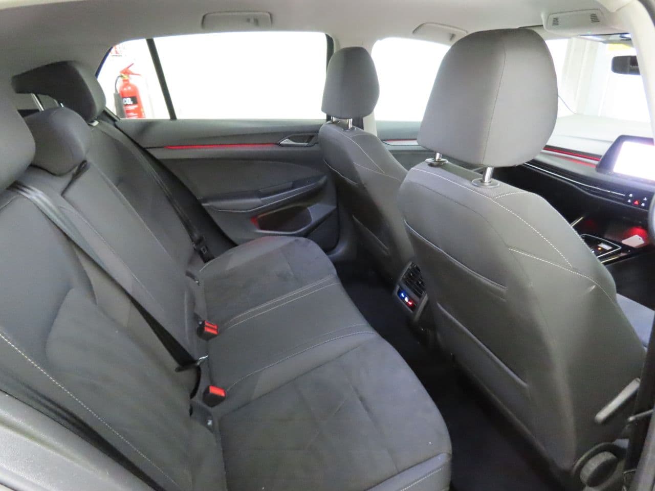 Volkswagen Golf 1.4 TSI 13kWh Style — image 11