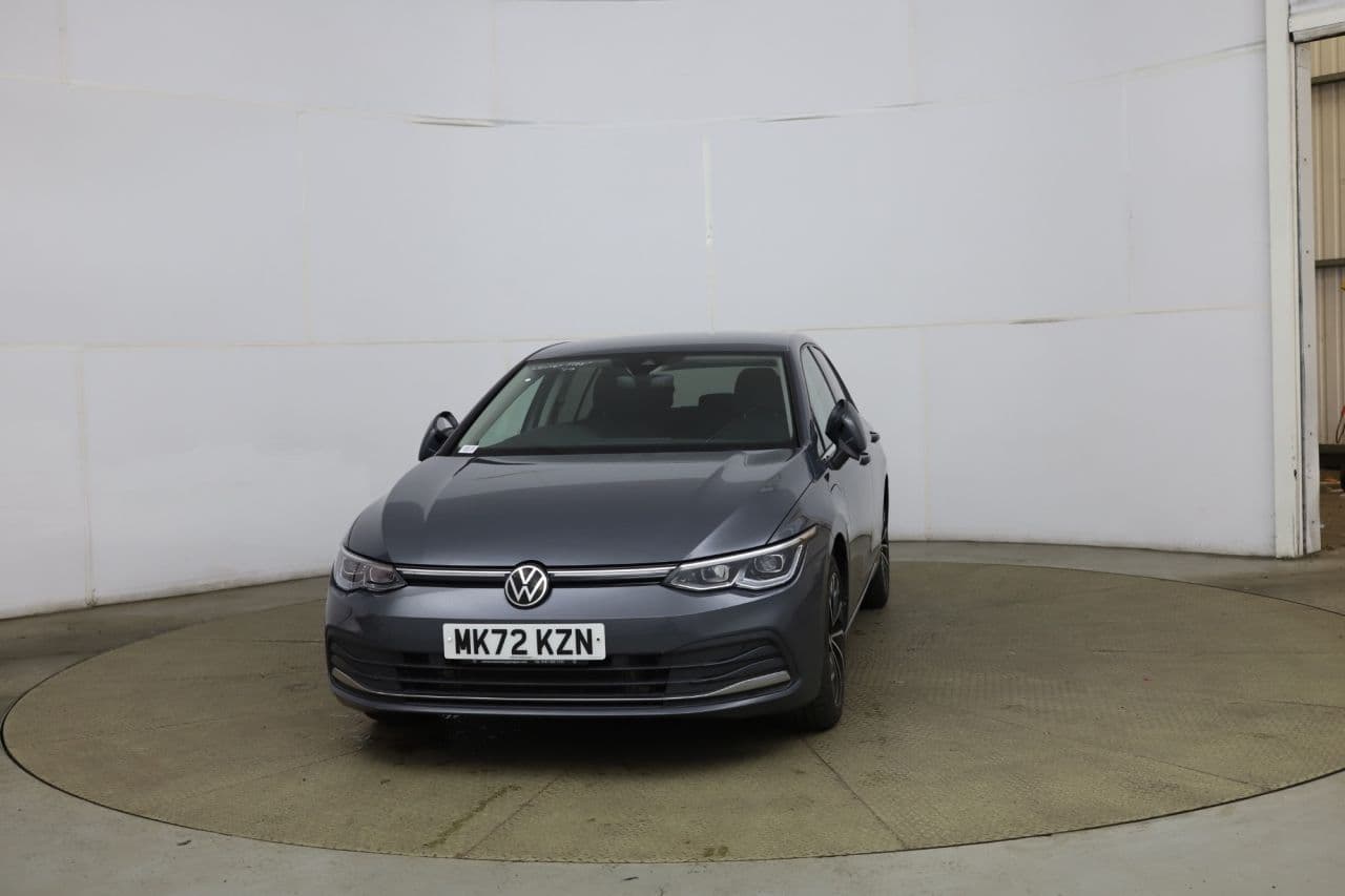 Volkswagen Golf 1.4 TSI 13kWh Style — image 2