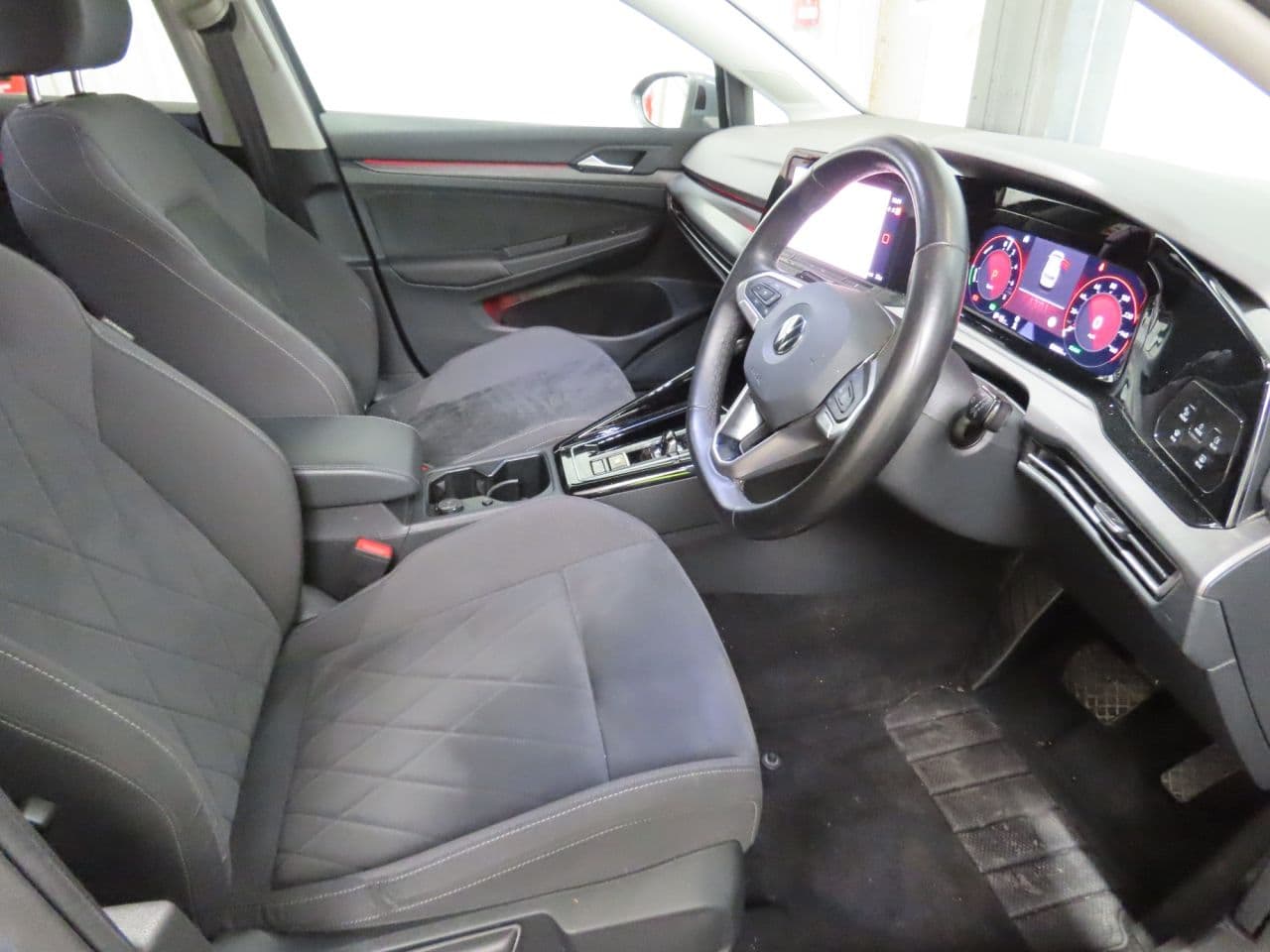 Volkswagen Golf 1.4 TSI 13kWh Style — image 7