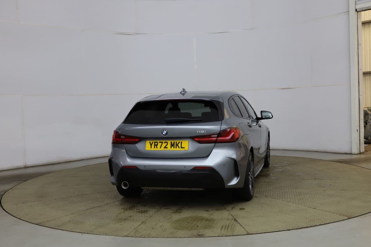 BMW 1 Series 1.5 118i M Sport (LCP) — image 4