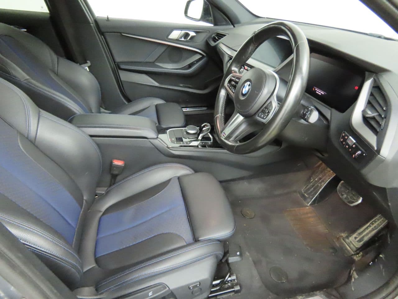 BMW 1 Series 1.5 118i M Sport (LCP) — image 7