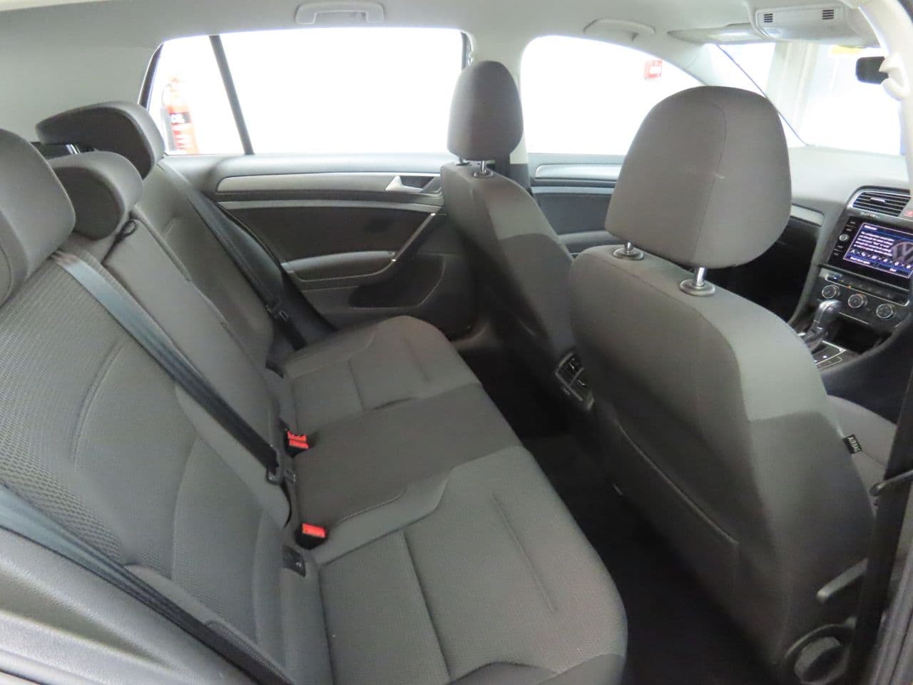 Volkswagen Golf 1.4 TSI SE Nav — image 11