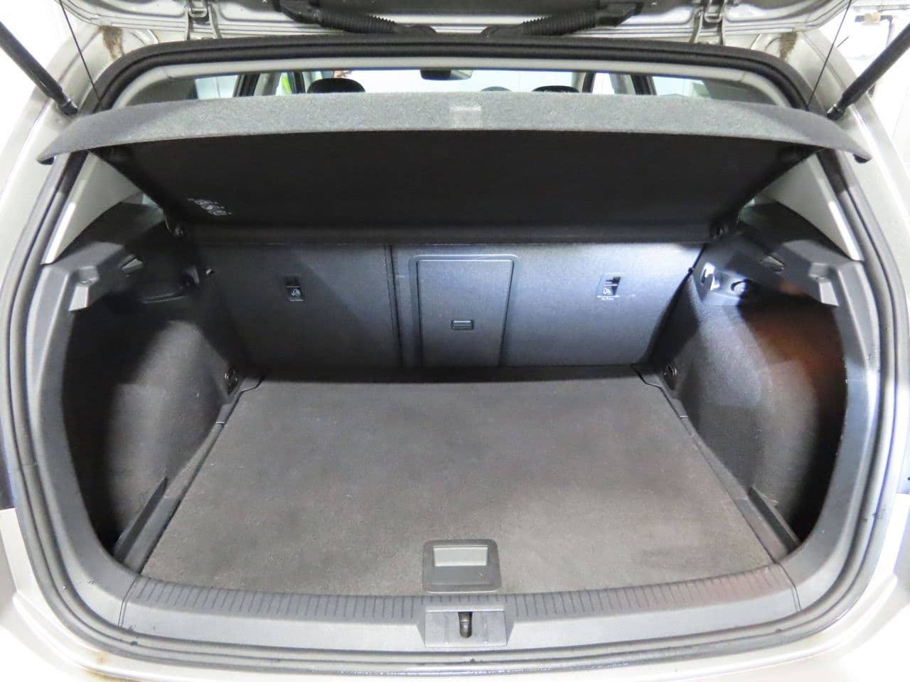 Volkswagen Golf 1.4 TSI SE Nav — image 12
